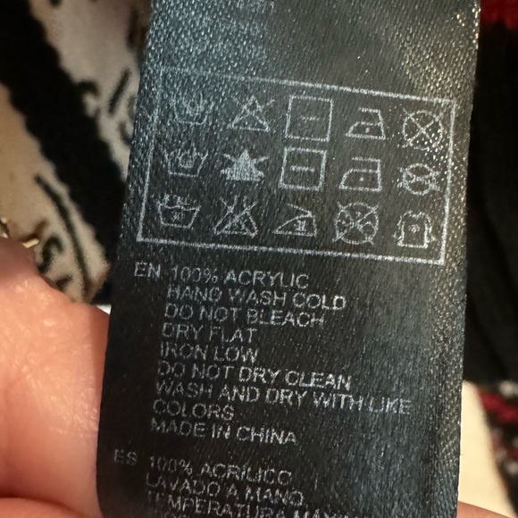 21men Holiday Button Down Cardigan- size S - Picture 9 of 11